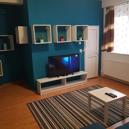 Downtown Place Apartment Bukares Bagian luar foto